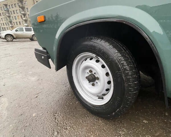 Зеленый ВАЗ 2107, объемом двигателя 1.45 л и пробегом 105 тыс. км за 1250 $, фото 11 на Automoto.ua