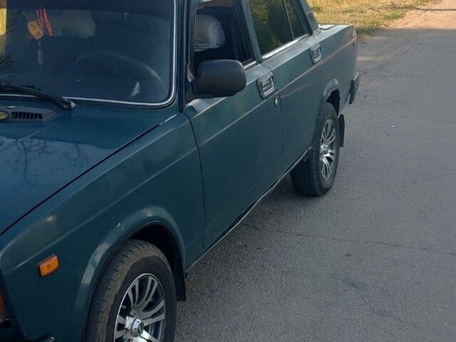 Зеленый ВАЗ 2107, объемом двигателя 1.5 л и пробегом 36 тыс. км за 2100 $, фото 2 на Automoto.ua