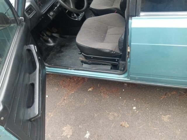 Зеленый ВАЗ 2107, объемом двигателя 1.6 л и пробегом 174 тыс. км за 1300 $, фото 4 на Automoto.ua