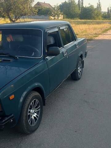 ВАЗ 2107 2004 в Горишние Плавни (Комсомольск) на Automoto.ua Зеленый ВАЗ 2107, объемом двигателя 1.5 л и пробегом 36 тыс. км за 2000 $, фото 2 на Automoto.ua