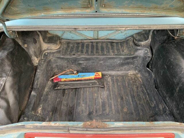 Зеленый ВАЗ 2107, объемом двигателя 1.3 л и пробегом 350 тыс. км за 500 $, фото 9 на Automoto.ua