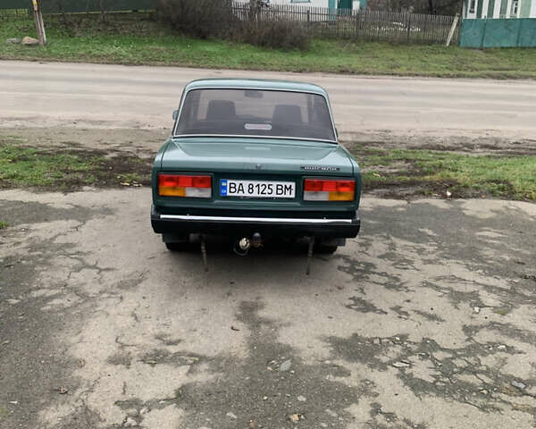 Зеленый ВАЗ 2107, объемом двигателя 1.45 л и пробегом 145 тыс. км за 1500 $, фото 4 на Automoto.ua