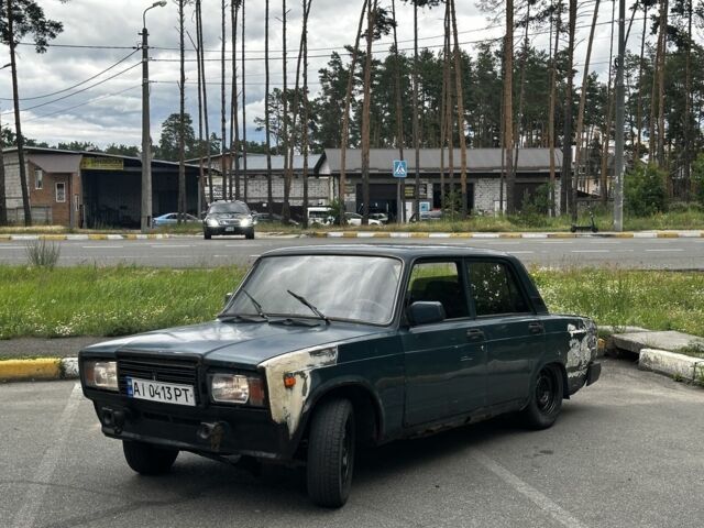 Зеленый ВАЗ 2107, объемом двигателя 1.5 л и пробегом 50 тыс. км за 553 $, фото 6 на Automoto.ua