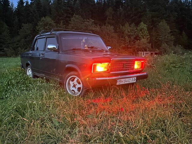 Зелений ВАЗ 2107, об'ємом двигуна 0 л та пробігом 47 тис. км за 1000 $, фото 3 на Automoto.ua