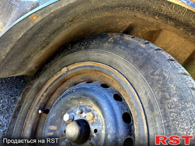 Зеленый ВАЗ 2107, объемом двигателя 1.5 л и пробегом 0 тыс. км за 450 $, фото 3 на Automoto.ua