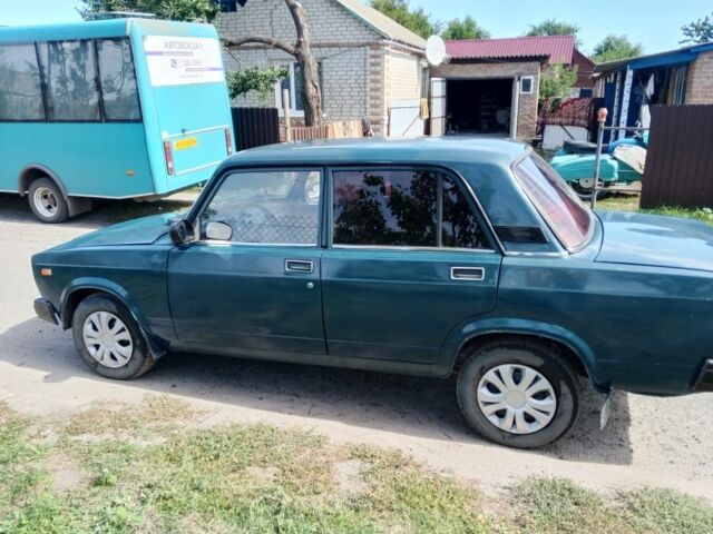 Зелений ВАЗ 2107, об'ємом двигуна 1.5 л та пробігом 100 тис. км за 829 $, фото 3 на Automoto.ua