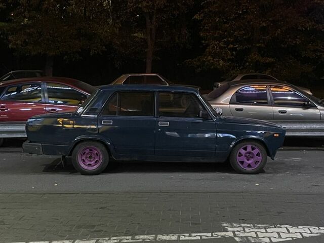 Зеленый ВАЗ 2107, объемом двигателя 1.5 л и пробегом 35 тыс. км за 779 $, фото 2 на Automoto.ua