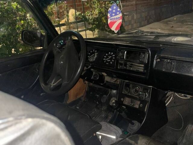 Зеленый ВАЗ 2107, объемом двигателя 1.6 л и пробегом 2 тыс. км за 828 $, фото 5 на Automoto.ua