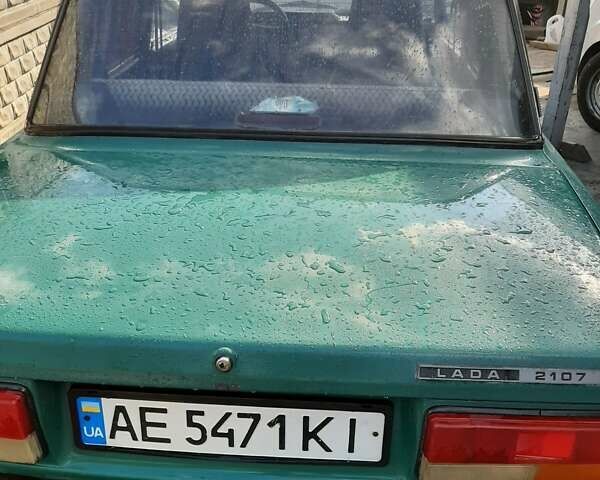 Зеленый ВАЗ 2107, объемом двигателя 1.5 л и пробегом 120 тыс. км за 1100 $, фото 5 на Automoto.ua