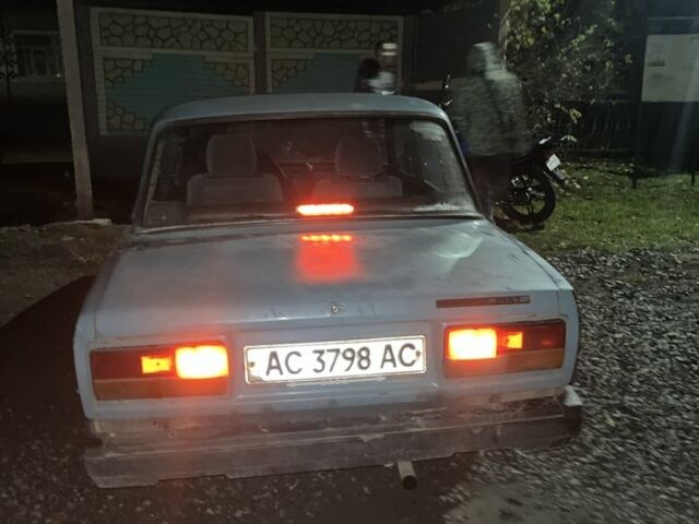 Зеленый ВАЗ 2107, объемом двигателя 1.5 л и пробегом 1000 тыс. км за 405 $, фото 6 на Automoto.ua