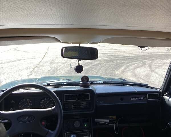 Зеленый ВАЗ 2107, объемом двигателя 1.5 л и пробегом 400 тыс. км за 1000 $, фото 9 на Automoto.ua