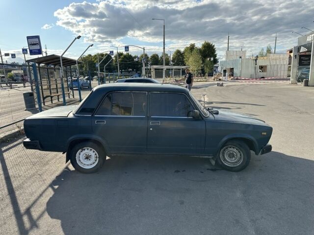 Зеленый ВАЗ 2107, объемом двигателя 1.5 л и пробегом 85 тыс. км за 700 $, фото 4 на Automoto.ua