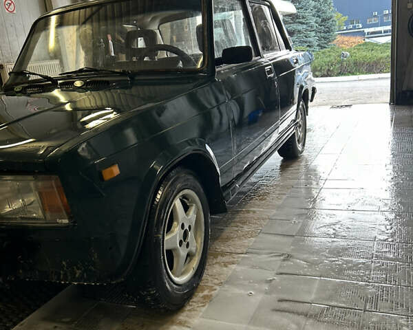 Зелений ВАЗ 2107, об'ємом двигуна 1.5 л та пробігом 150 тис. км за 950 $, фото 2 на Automoto.ua