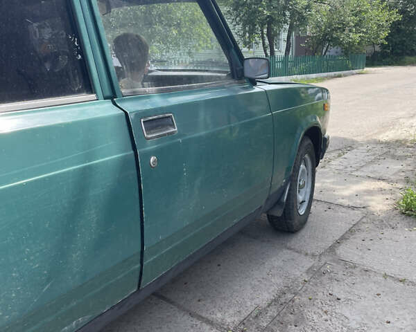 Зеленый ВАЗ 2107, объемом двигателя 0.15 л и пробегом 360 тыс. км за 1100 $, фото 8 на Automoto.ua