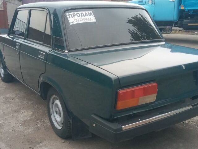 Зеленый ВАЗ 2107, объемом двигателя 1.5 л и пробегом 106 тыс. км за 1438 $, фото 3 на Automoto.ua