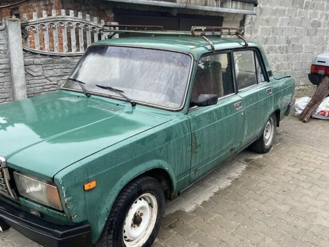 Зелений ВАЗ 2107, об'ємом двигуна 1.5 л та пробігом 97 тис. км за 350 $, фото 2 на Automoto.ua