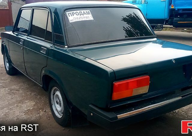 Зеленый ВАЗ 2107, объемом двигателя 1.5 л и пробегом 106 тыс. км за 1450 $, фото 3 на Automoto.ua