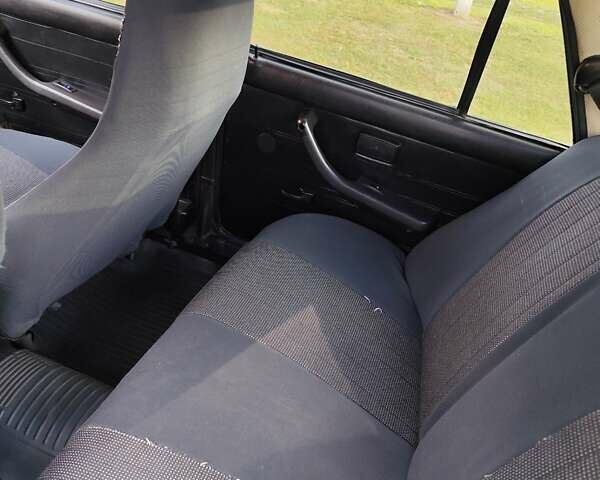 Зеленый ВАЗ 2107, объемом двигателя 1.5 л и пробегом 168 тыс. км за 1500 $, фото 14 на Automoto.ua