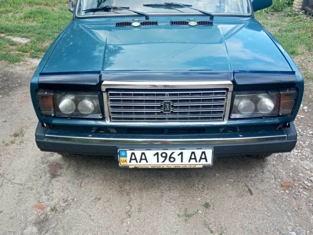 Зеленый ВАЗ 2107, объемом двигателя 1.5 л и пробегом 2 тыс. км за 1650 $, фото 1 на Automoto.ua