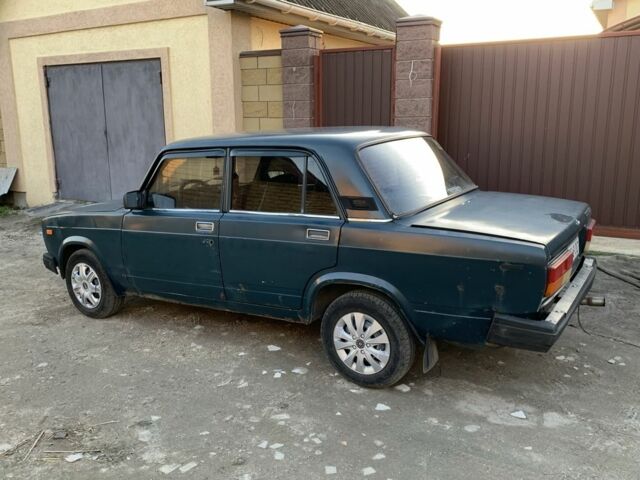 Зеленый ВАЗ 2107, объемом двигателя 1.5 л и пробегом 200 тыс. км за 713 $, фото 4 на Automoto.ua