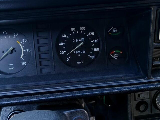Зелений ВАЗ 2107, об'ємом двигуна 1.5 л та пробігом 180 тис. км за 1500 $, фото 4 на Automoto.ua
