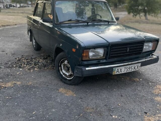 Зелений ВАЗ 2107, об'ємом двигуна 1.5 л та пробігом 158 тис. км за 993 $, фото 2 на Automoto.ua