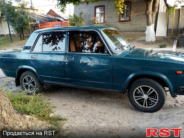 ВАЗ 2107 2005 в Кропивницком (Кировограде) на Automoto.ua Зеленый ВАЗ 2107, объемом двигателя 1.5 л и пробегом 240 тыс. км за 750 $, фото 1 на Automoto.ua