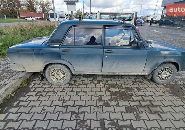 Зеленый ВАЗ 2107, объемом двигателя 1.5 л и пробегом 55 тыс. км за 900 $, фото 4 на Automoto.ua