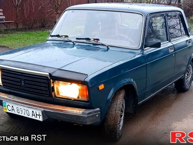 Зеленый ВАЗ 2107, объемом двигателя 1.5 л и пробегом 70 тыс. км за 1250 $, фото 3 на Automoto.ua