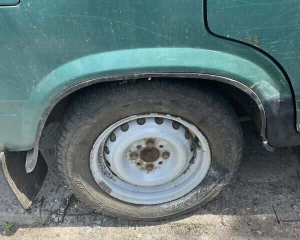 Зеленый ВАЗ 2107, объемом двигателя 0.15 л и пробегом 360 тыс. км за 1100 $, фото 9 на Automoto.ua