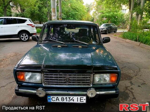 Зеленый ВАЗ 2107, объемом двигателя 1.5 л и пробегом 217 тыс. км за 1000 $, фото 6 на Automoto.ua