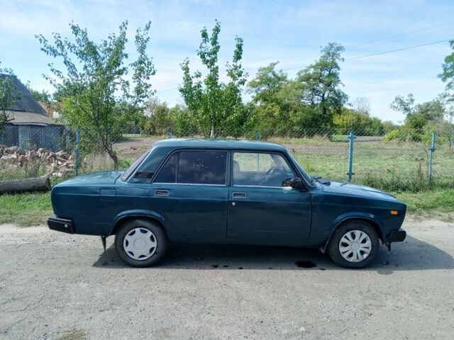 Зелений ВАЗ 2107, об'ємом двигуна 1.5 л та пробігом 100 тис. км за 829 $, фото 1 на Automoto.ua