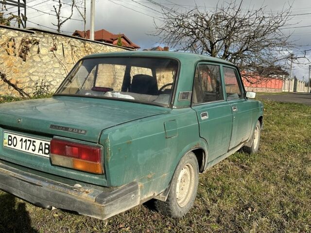 Зеленый ВАЗ 2107, объемом двигателя 1.5 л и пробегом 70 тыс. км за 500 $, фото 2 на Automoto.ua