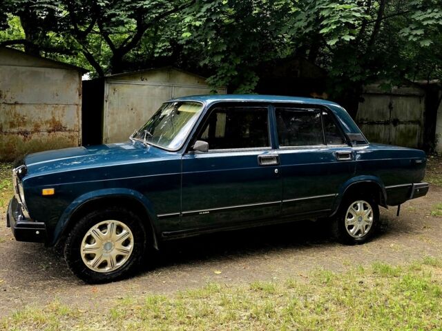 Зеленый ВАЗ 2107, объемом двигателя 0 л и пробегом 56 тыс. км за 1100 $, фото 3 на Automoto.ua