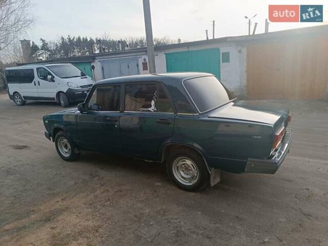 Зеленый ВАЗ 2107, объемом двигателя 1.5 л и пробегом 170 тыс. км за 900 $, фото 5 на Automoto.ua