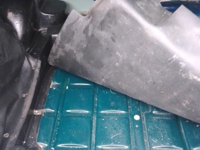 Зеленый ВАЗ 2107, объемом двигателя 1.5 л и пробегом 87 тыс. км за 1450 $, фото 8 на Automoto.ua