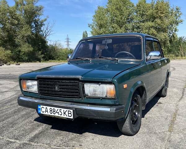 Зеленый ВАЗ 2107, объемом двигателя 1.5 л и пробегом 400 тыс. км за 1000 $, фото 2 на Automoto.ua