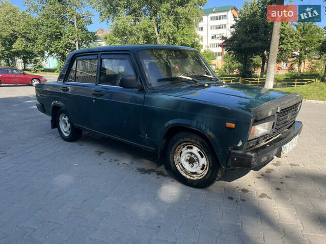 Зеленый ВАЗ 2107, объемом двигателя 1.5 л и пробегом 95 тыс. км за 800 $, фото 2 на Automoto.ua