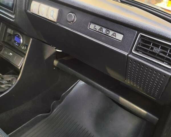 Зеленый ВАЗ 2107, объемом двигателя 1.5 л и пробегом 168 тыс. км за 1500 $, фото 23 на Automoto.ua