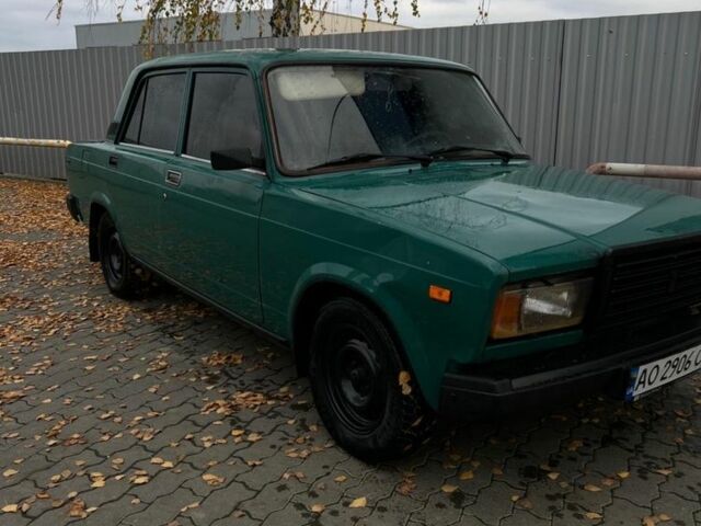 Зеленый ВАЗ 2107, объемом двигателя 1.5 л и пробегом 90 тыс. км за 1100 $, фото 2 на Automoto.ua