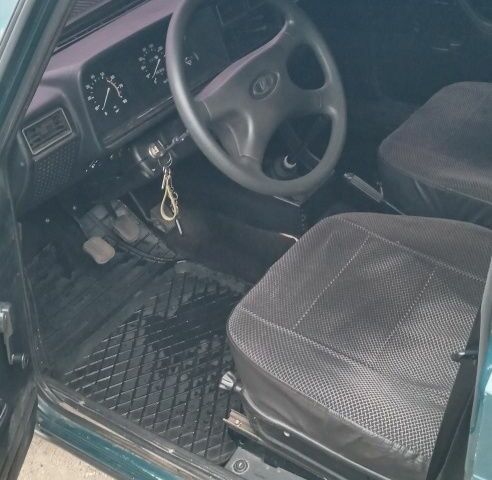 Зеленый ВАЗ 2107, объемом двигателя 1.5 л и пробегом 106 тыс. км за 1438 $, фото 6 на Automoto.ua