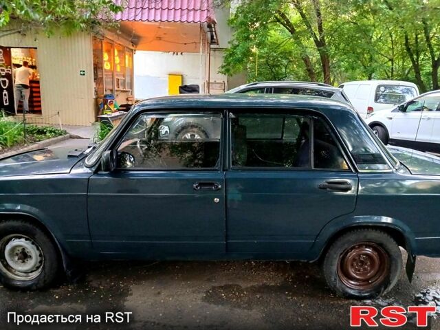 Зеленый ВАЗ 2107, объемом двигателя 1.5 л и пробегом 217 тыс. км за 1000 $, фото 5 на Automoto.ua