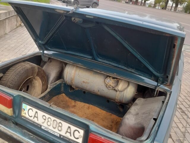 Зеленый ВАЗ 2107, объемом двигателя 0 л и пробегом 1000 тыс. км за 800 $, фото 4 на Automoto.ua