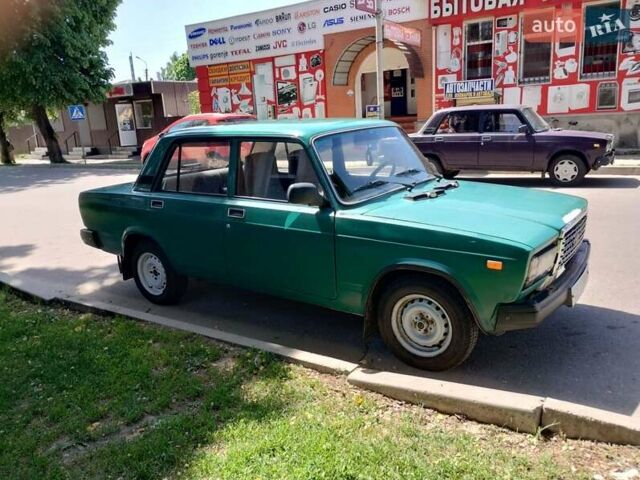 Зеленый ВАЗ 2107, объемом двигателя 1.5 л и пробегом 150 тыс. км за 1400 $, фото 1 на Automoto.ua