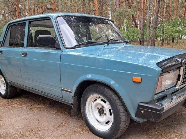 Зеленый ВАЗ 2107, объемом двигателя 1.5 л и пробегом 121 тыс. км за 1050 $, фото 2 на Automoto.ua