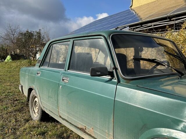 Зеленый ВАЗ 2107, объемом двигателя 1.5 л и пробегом 70 тыс. км за 500 $, фото 1 на Automoto.ua