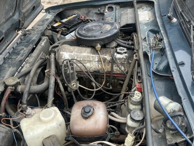 Зеленый ВАЗ 2107, объемом двигателя 1.5 л и пробегом 1000 тыс. км за 700 $, фото 4 на Automoto.ua