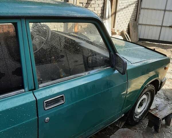 Зеленый ВАЗ 2107, объемом двигателя 1.5 л и пробегом 120 тыс. км за 1100 $, фото 3 на Automoto.ua