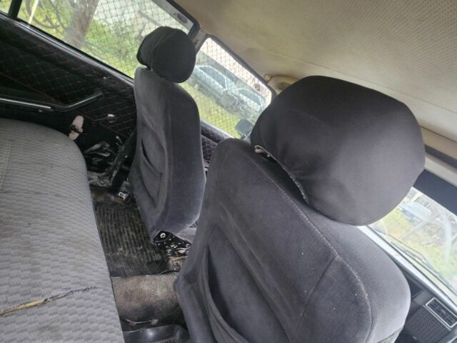 Зелений ВАЗ 2107, об'ємом двигуна 1.5 л та пробігом 155 тис. км за 403 $, фото 2 на Automoto.ua