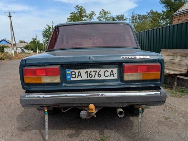 Зеленый ВАЗ 2107, объемом двигателя 1.5 л и пробегом 88 тыс. км за 1100 $, фото 3 на Automoto.ua